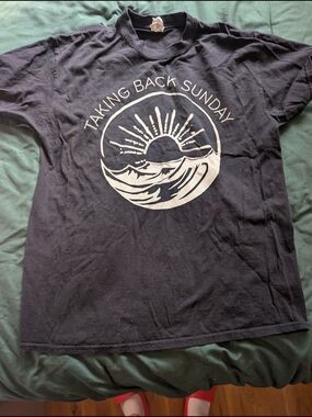 Black Graphic "Taking Back Sunday" Tee - Men's Crew Neck Shirt